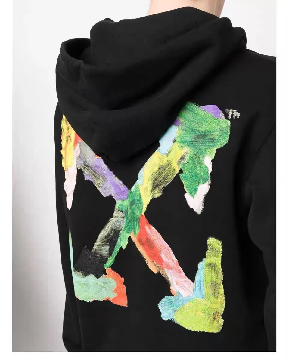 ♻️💯Reference model picture for the upper body❤️[New arrival] 23SS top tested version environmental protection series OFF WHITE OW environmentally friendly ink hand-painted color graffiti pure cotton loose unisex hoodie hooded sweatshirt This printing only took two months to make the board, the effect is explosive, can directly distinguish the market currency. I won’t introduce much else about this and go directly to the key points. The graffiti part of this printed tree adopts the screen scraping paint graffiti process. The craftsmanship is very realistic, and the foaming treatment on the printing surface is very good, just like the texture of the brush, it is very clear and the texture is smooth. Many versions on the market directly look at the pictures to make the pattern, without worrying about this detail. The color of the front chest is the new slogan of the small size, and the back is also different. The overall printing on our back has the same effect and the same foaming process, which feels very good to the touch and looks very layered! They are all framed by the classic and iconic large warning arrows. The black ones are lake green arrows, with a few white watery patterns added; the white ones are sky blue arrows.  The fabric is made of 460g double-ply double-yarn terry fabric. The fabric feels smooth and has full drape. Size: XS-L P:390
